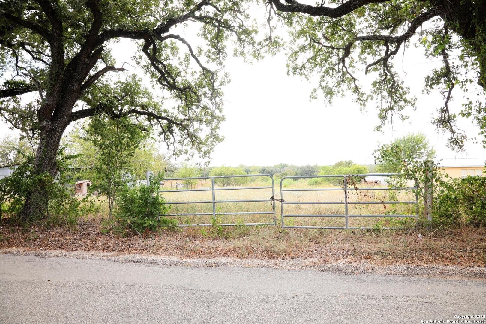 1.08 acres in Caldwell County gallery image 2