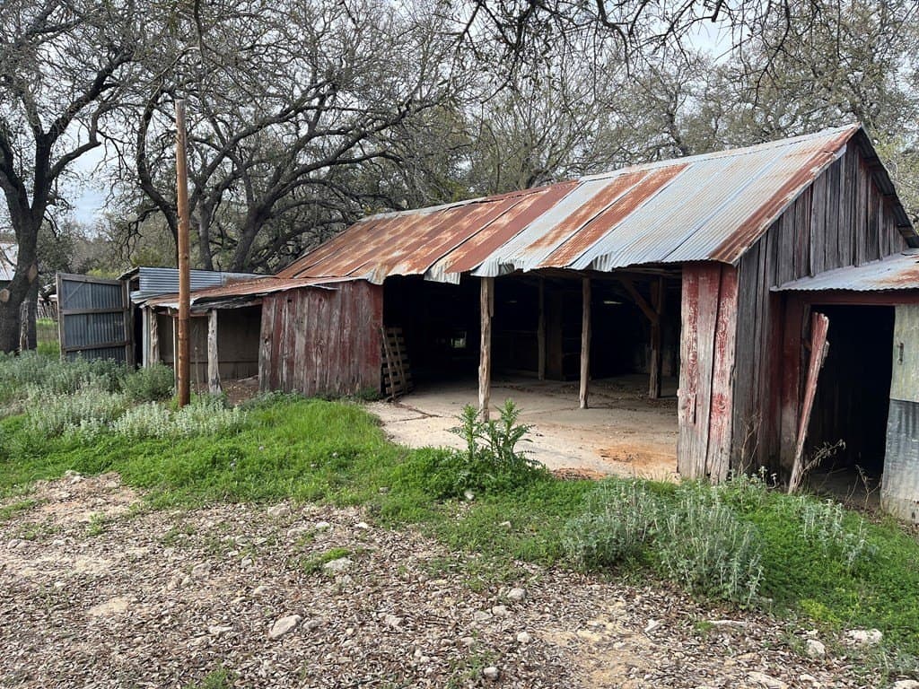 15 acres in Kimble County - photo 29