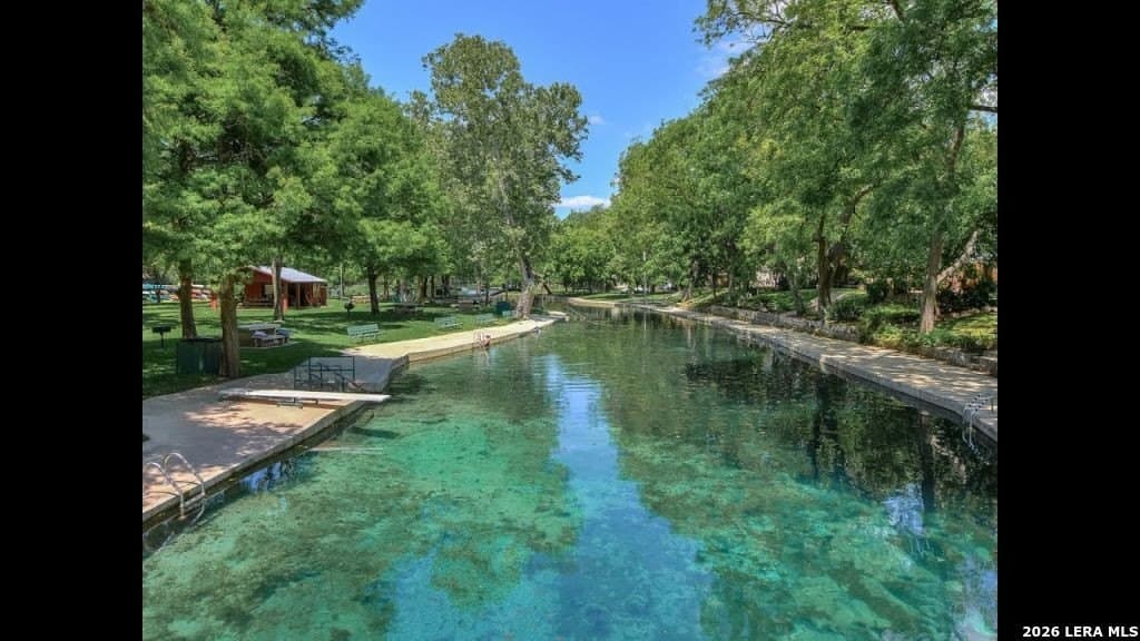 1.52 acres in Comal County - photo 3