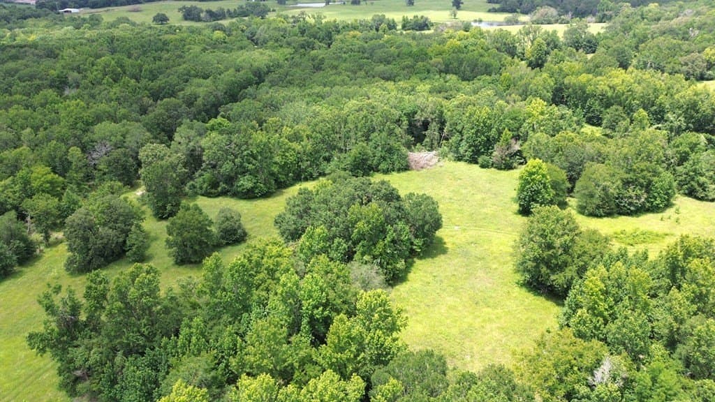 9.6 acres in Texas County - photo 11