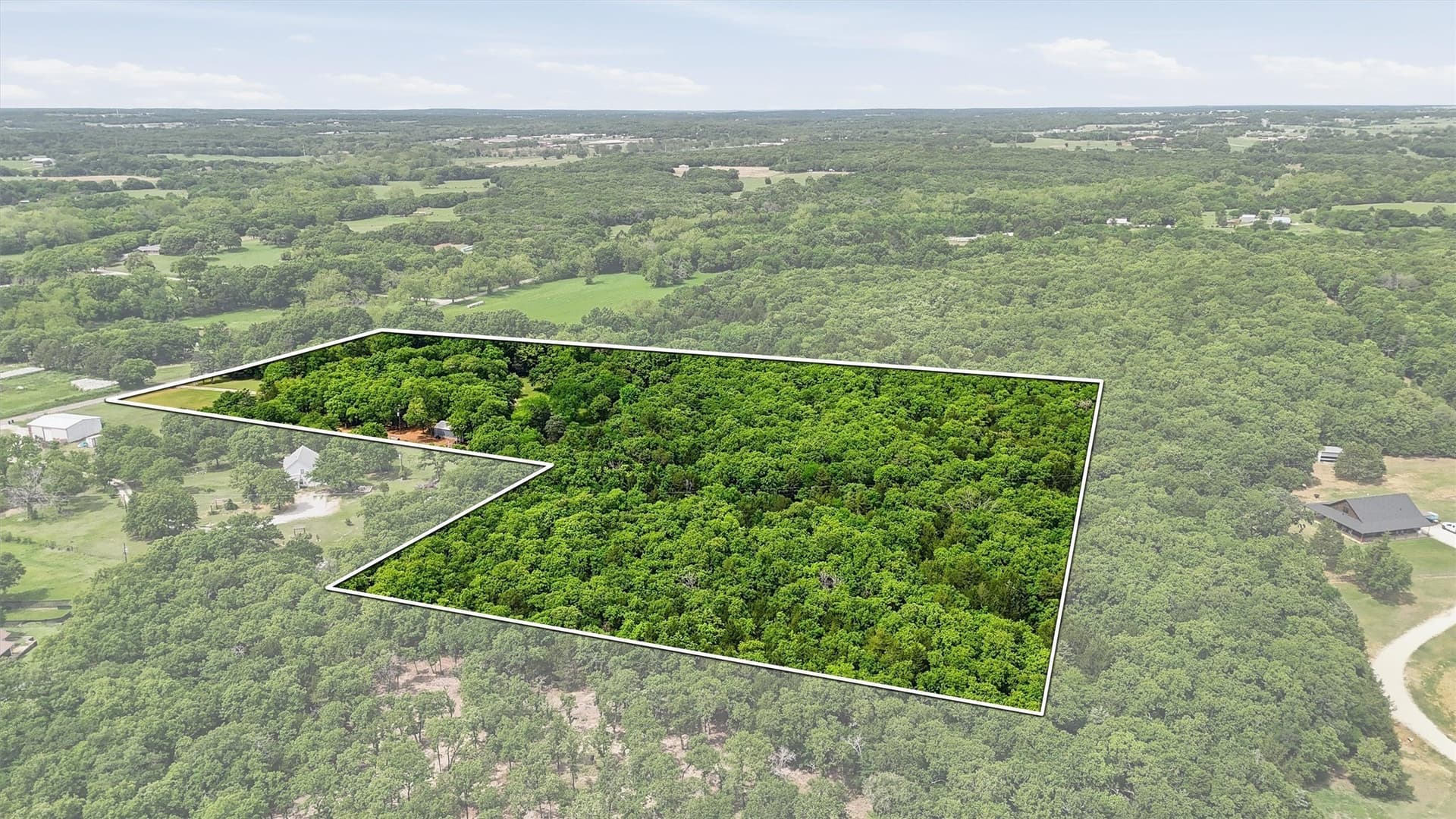 11.99 acres in Cooke County - photo 37