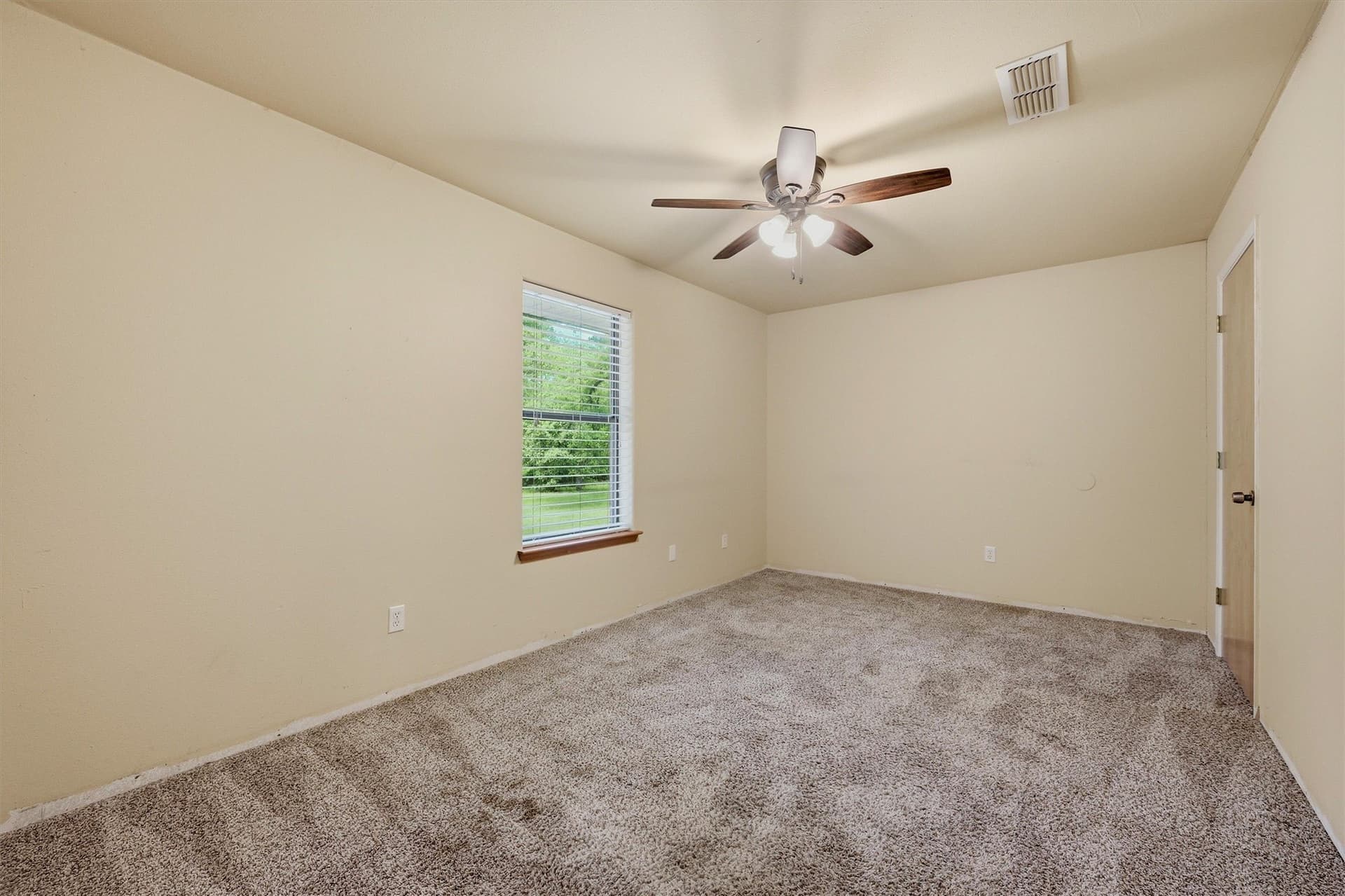 11.99 acres in Cooke County - photo 18