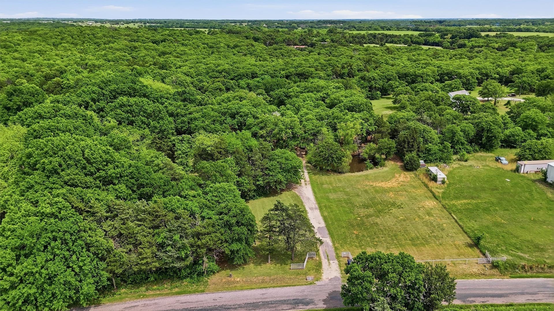 11.99 acres in Cooke County - photo 32