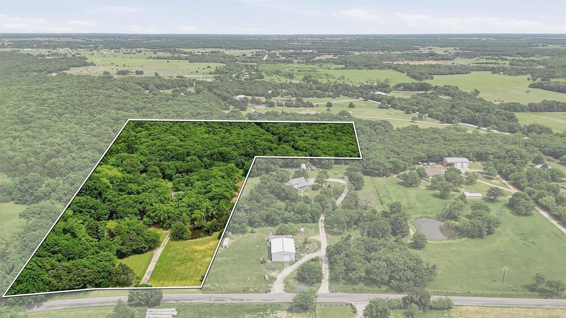 11.99 acres in Cooke County - photo 31
