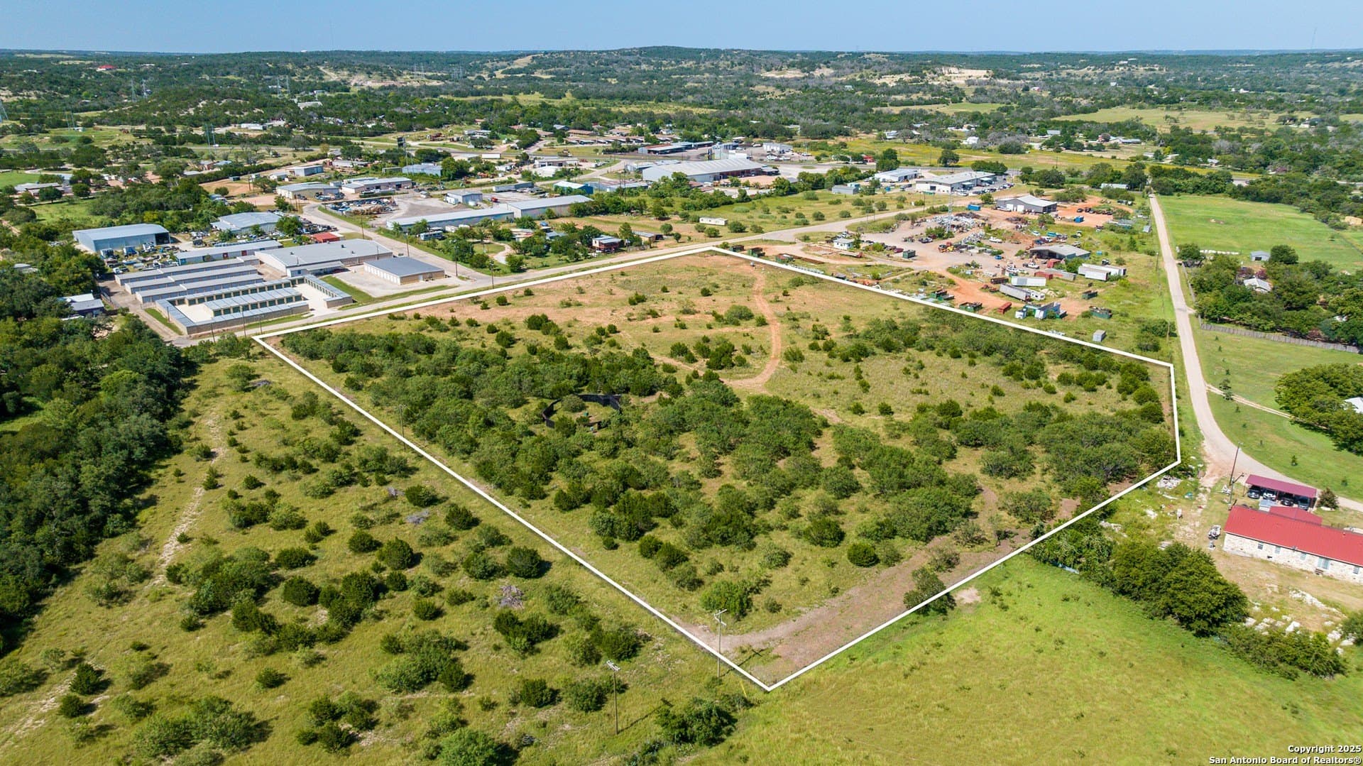 10.77 acres in Gillespie County gallery image 3