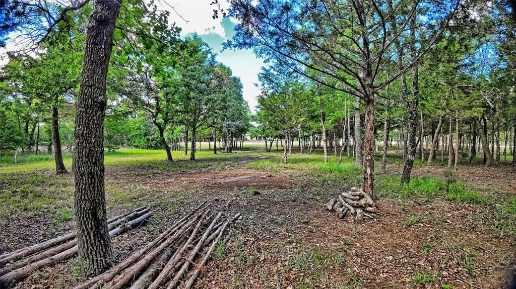 2.01 acres in Montague County