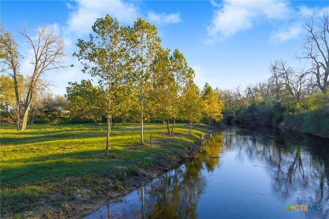 10.82 acres in Guadalupe County - photo 2