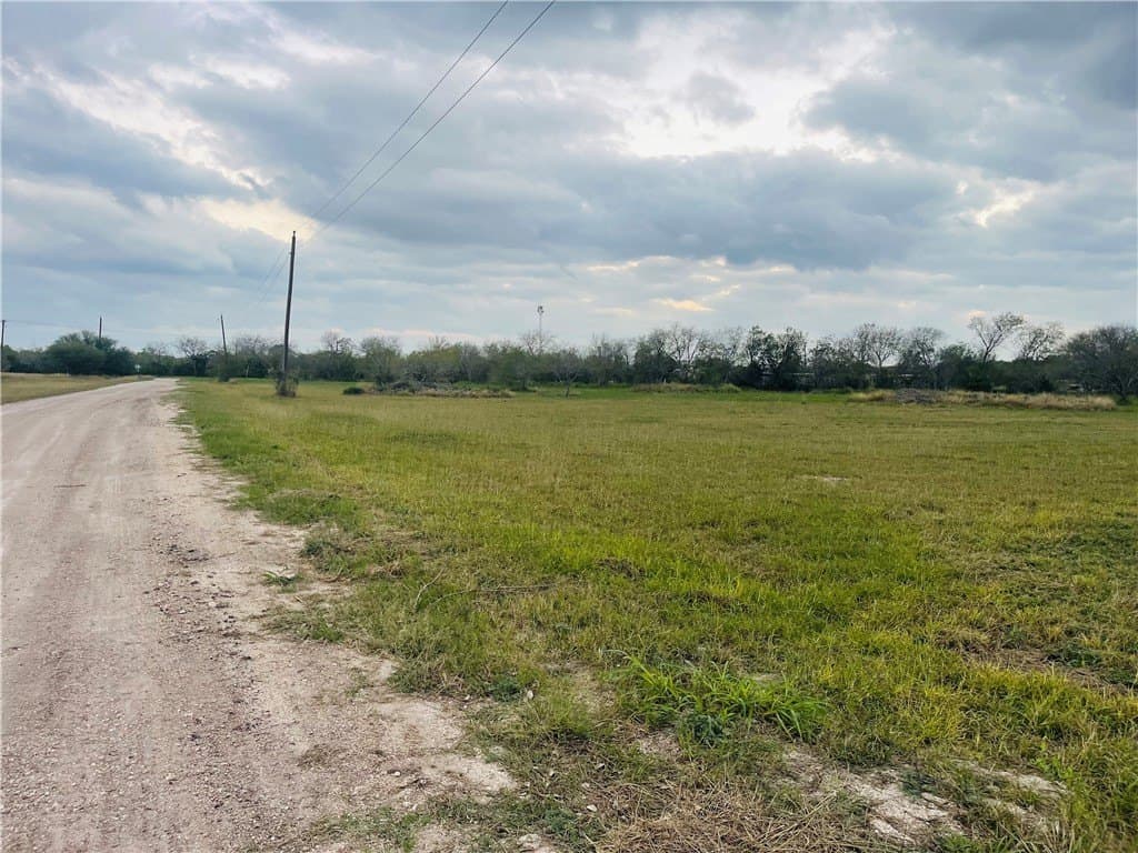 10.09 acres in Jim Wells County - photo 31