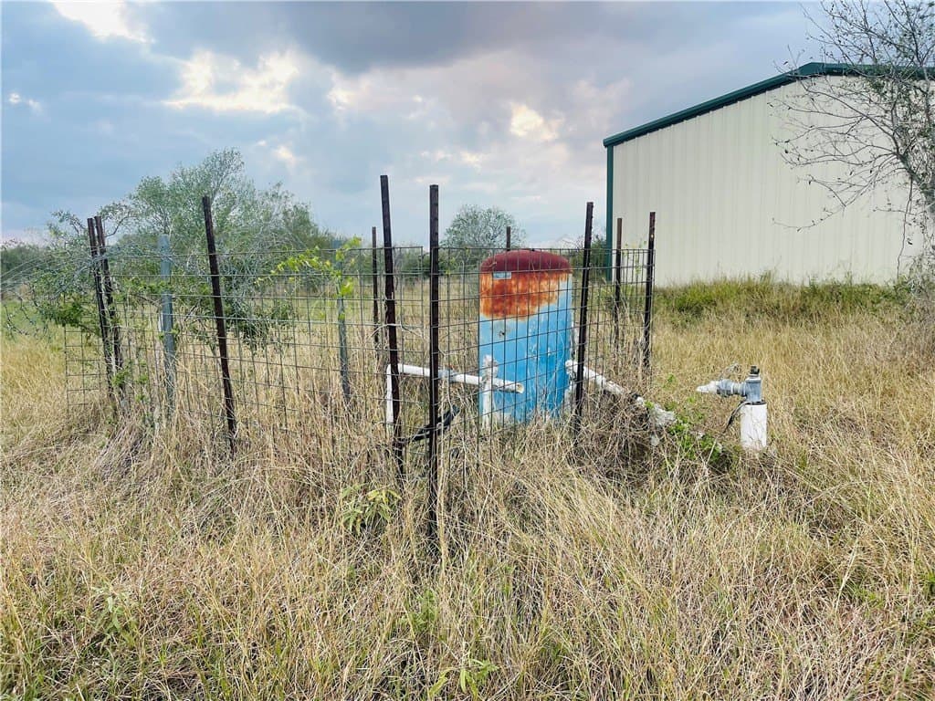 10.09 acres in Jim Wells County - photo 13