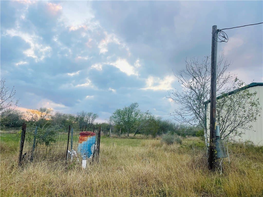 10.09 acres in Jim Wells County - photo 14