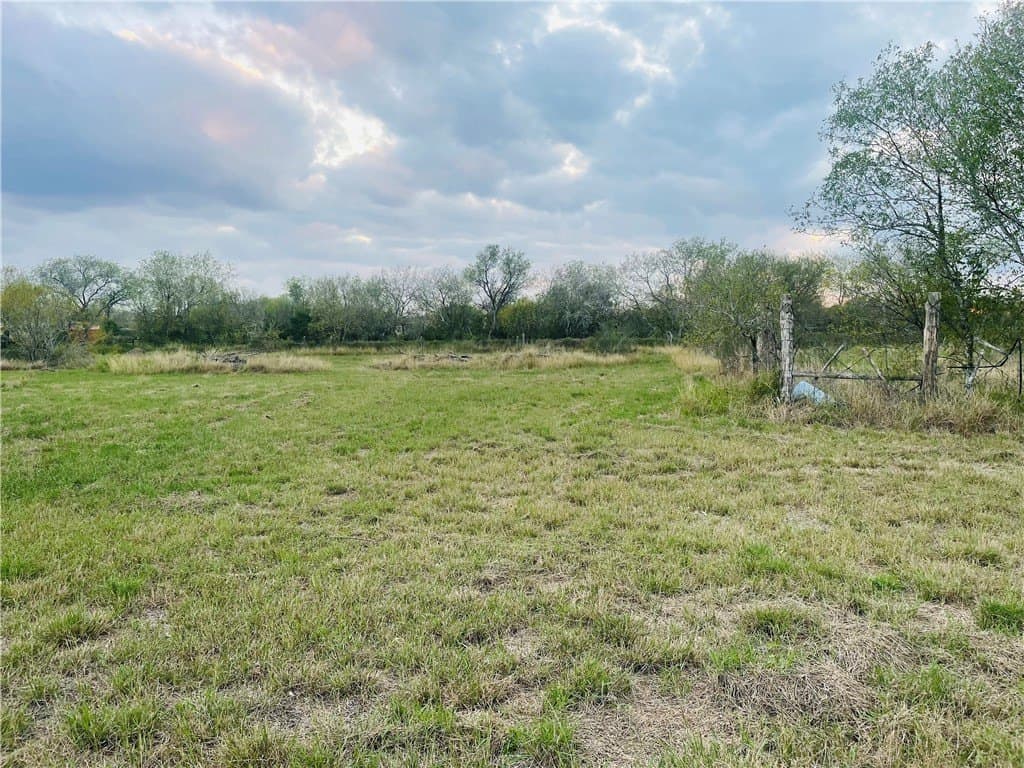 10.09 acres in Jim Wells County - photo 26