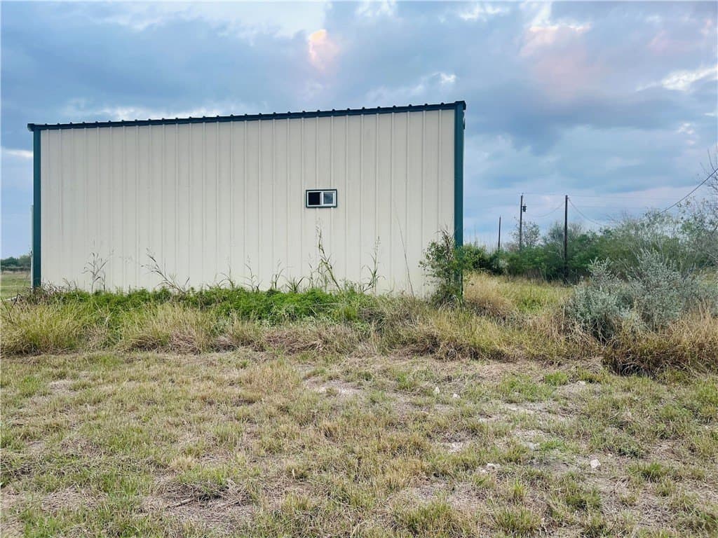 10.09 acres in Jim Wells County - photo 11