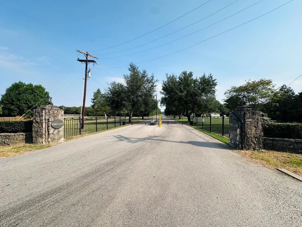 2.18 acres in Henderson County - photo 5