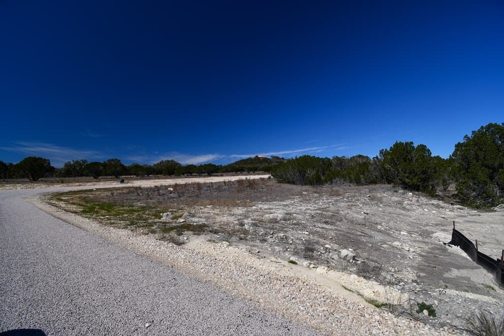 6.02 acres in Kerr County - photo 12
