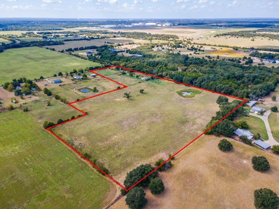 17.9 acres in Hunt County - photo 2