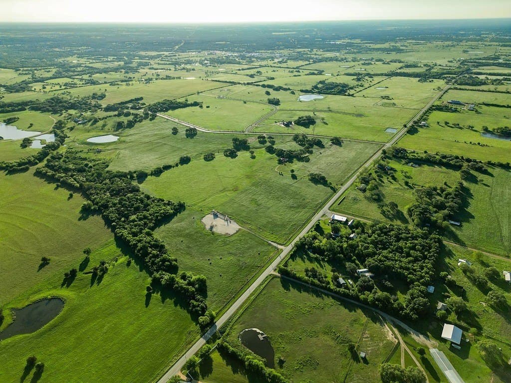 8.72 acres in Fayette County gallery image 4