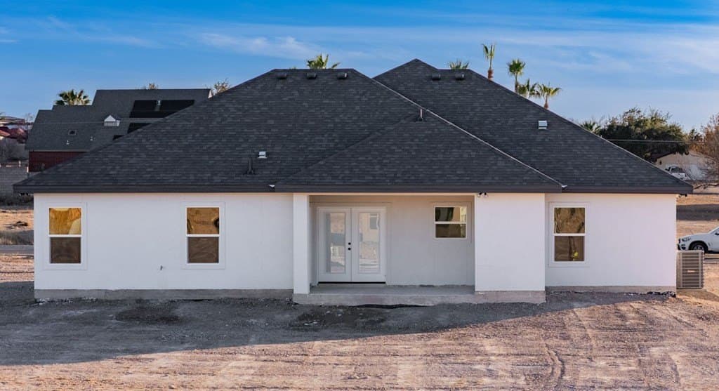 7,800 acres in Maverick County gallery image 3