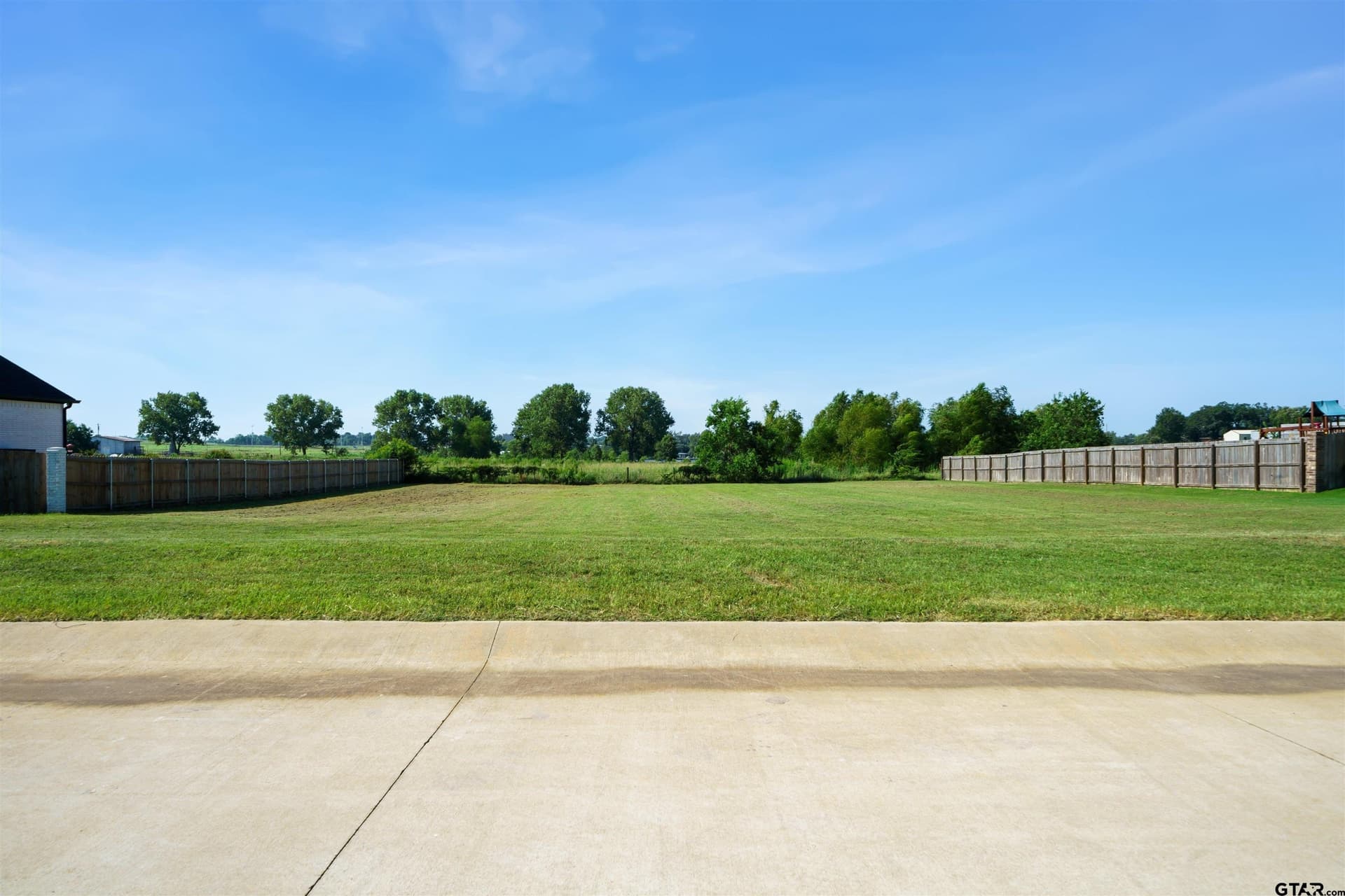0.51 acres in Smith County - photo 4