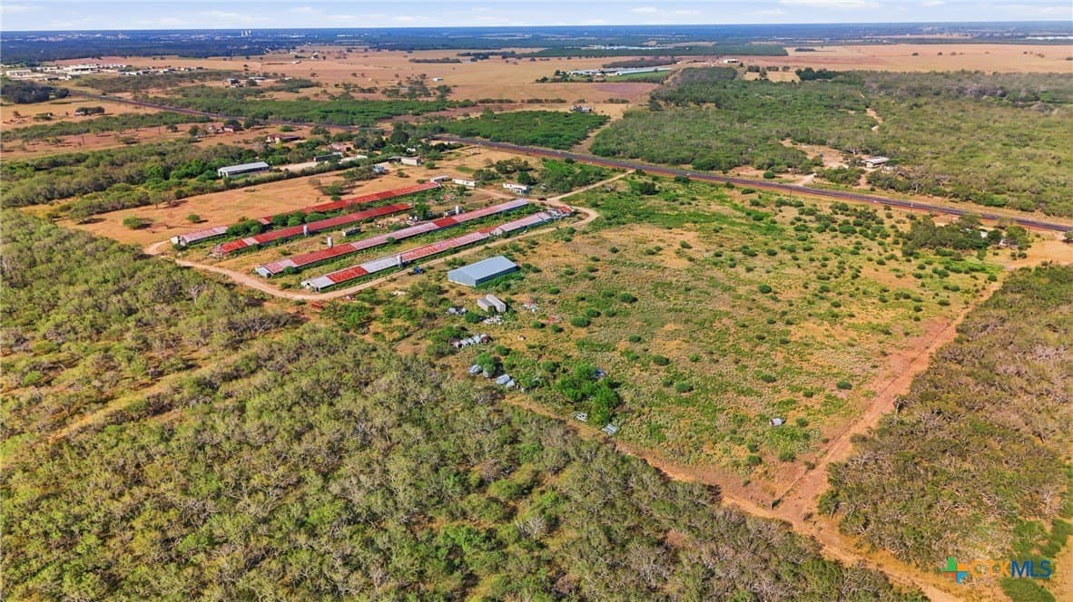 23.5 acres in Gonzales County gallery image 3