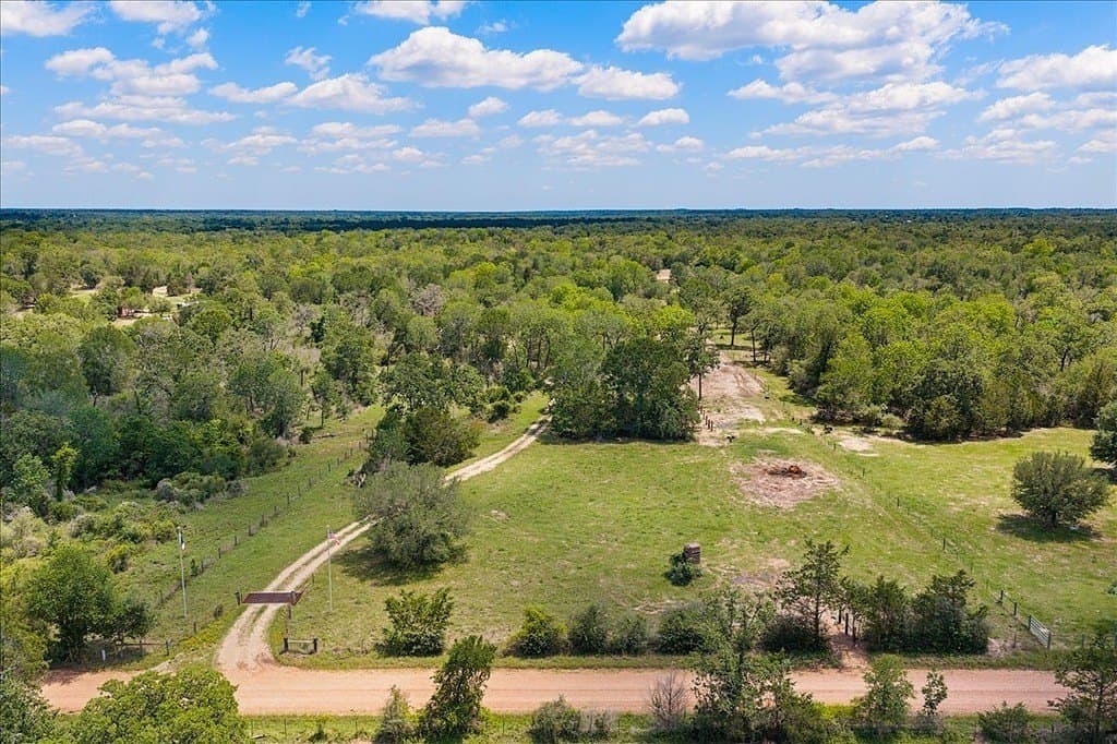 100.82 acres in Fayette County - photo 20