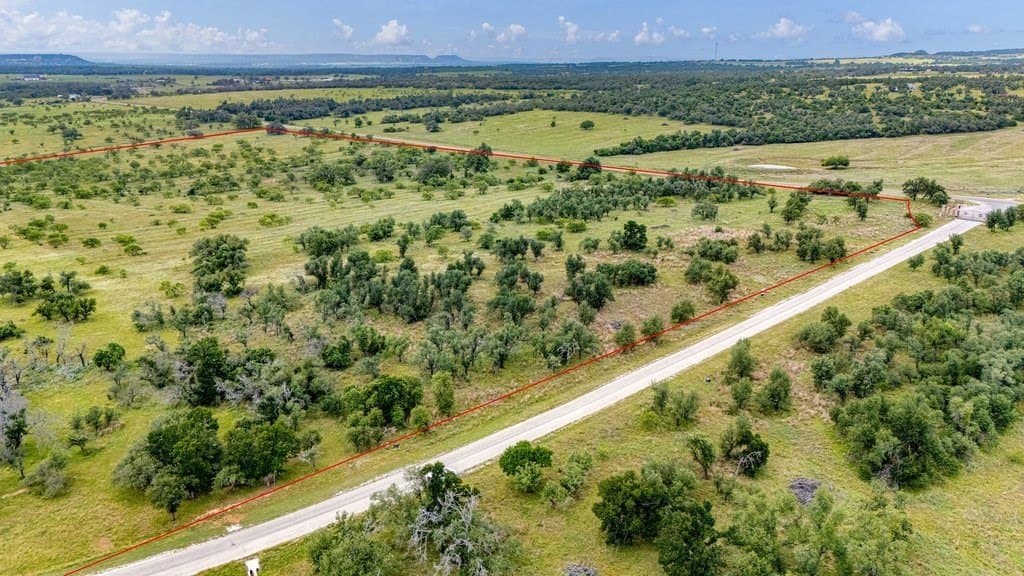 23.64 acres in Gillespie County - photo 18