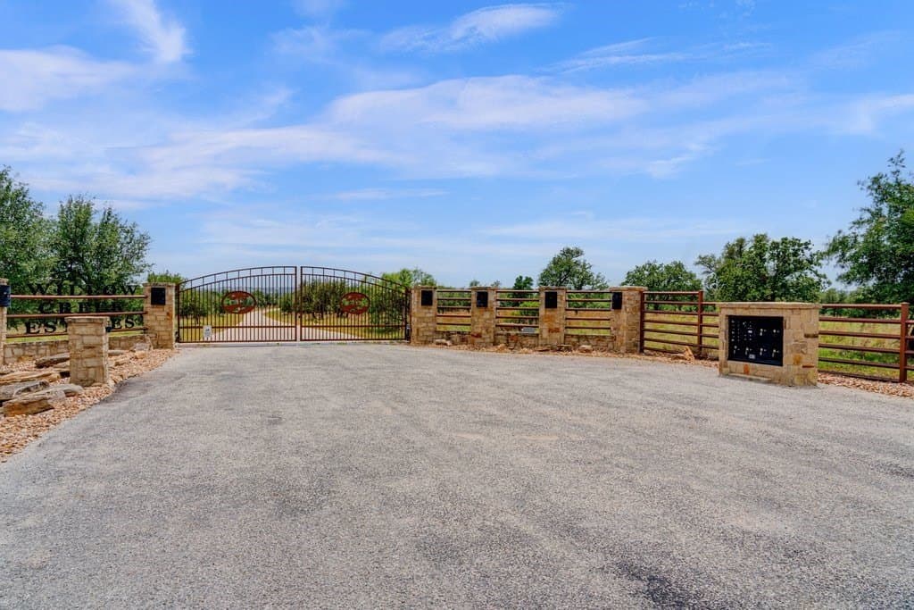 23.64 acres in Gillespie County - photo 41
