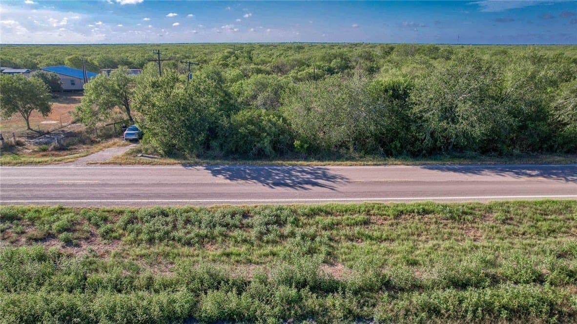 2.5 acres in Nueces County - photo 15