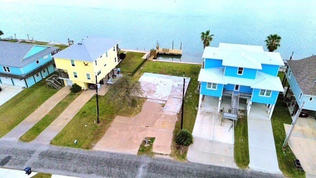 0.18 acres in Aransas County