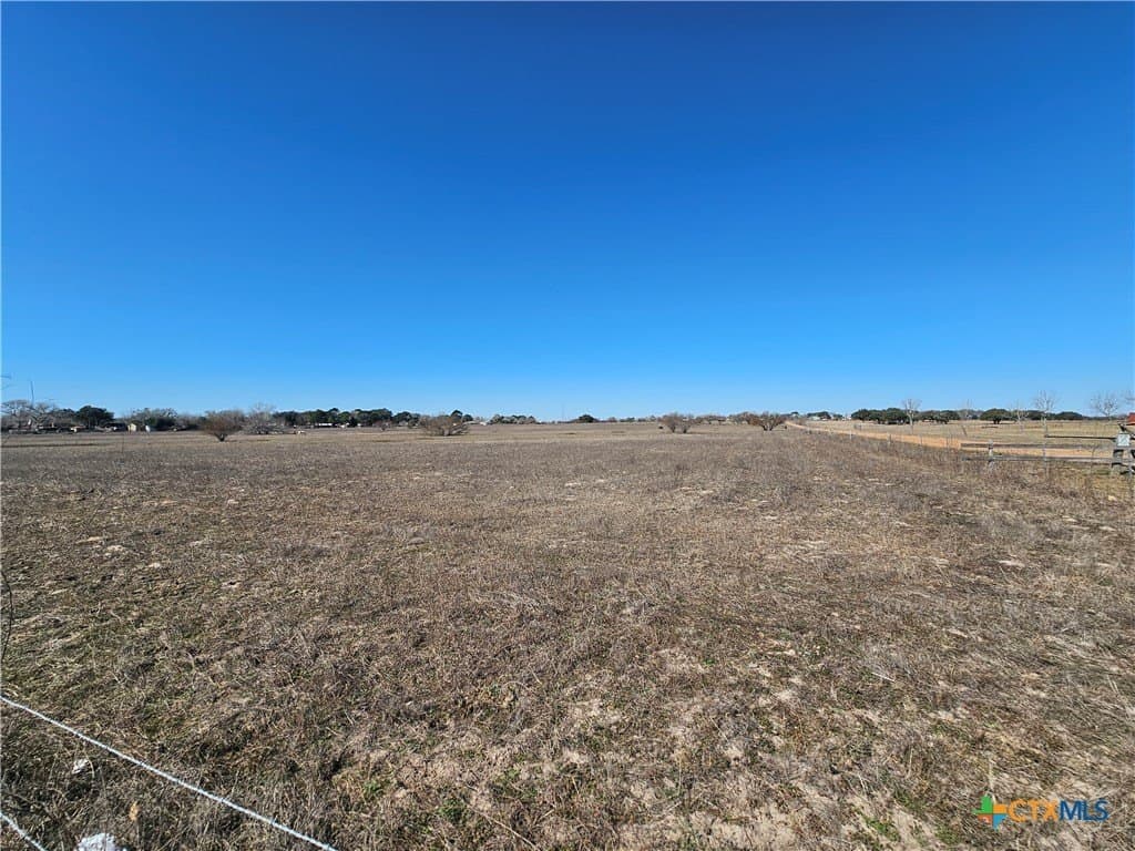 3 acres in Victoria County gallery image 3