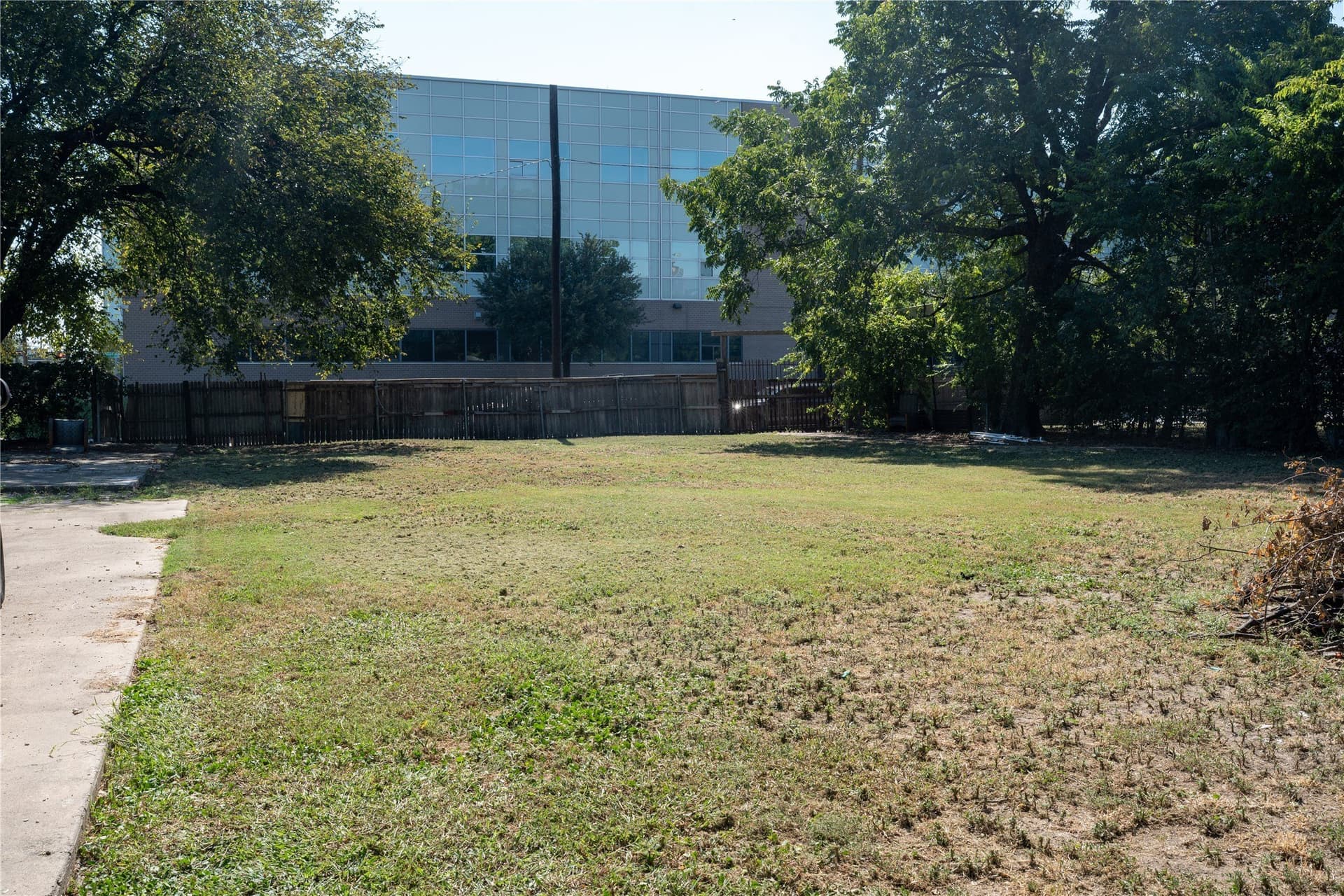 0.45 acres in Dallas County gallery image 4