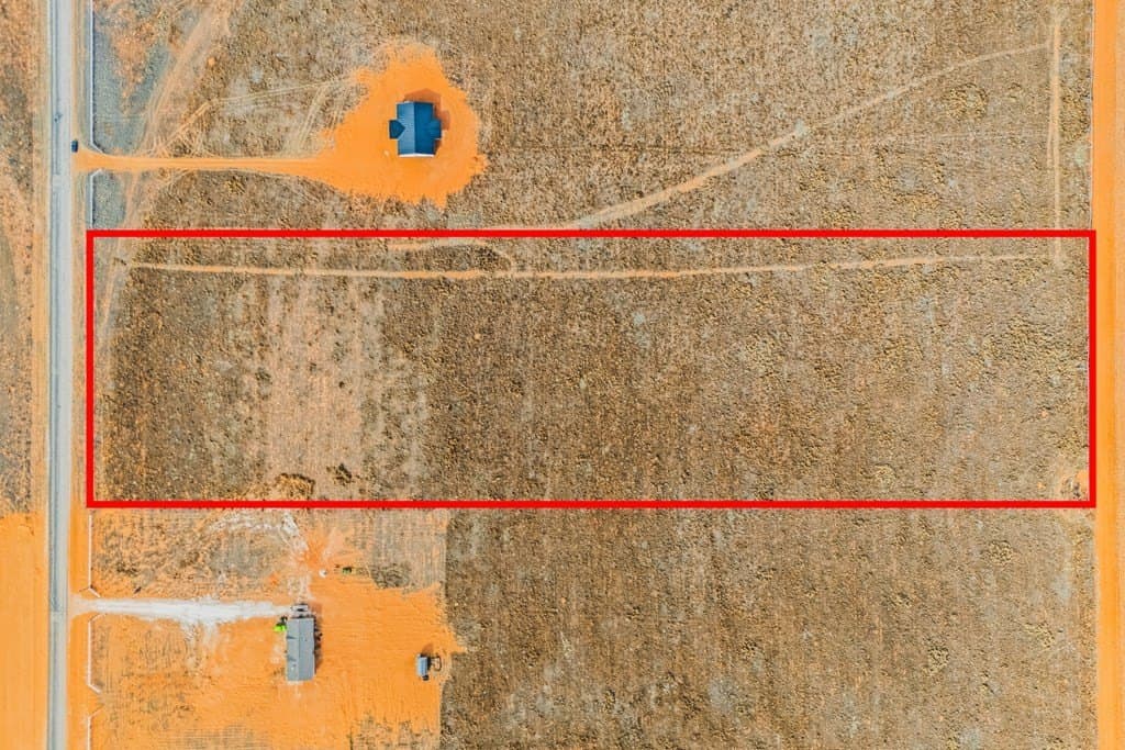 10.01 acres in Gaines County - photo 8