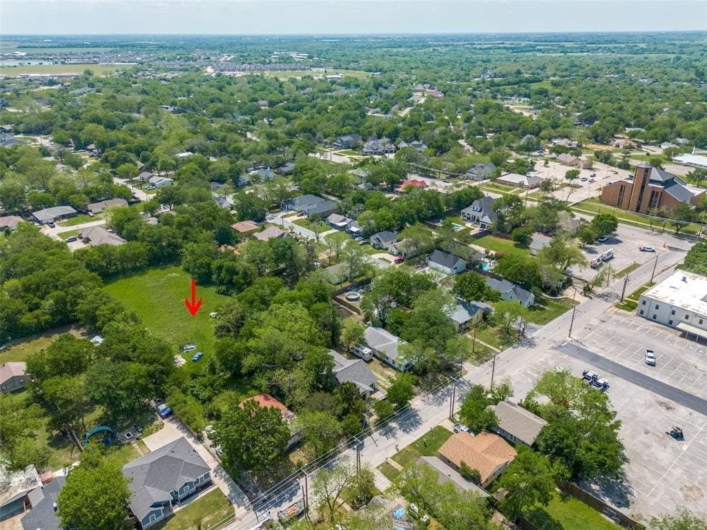 1.29 acres in Ellis County featured view