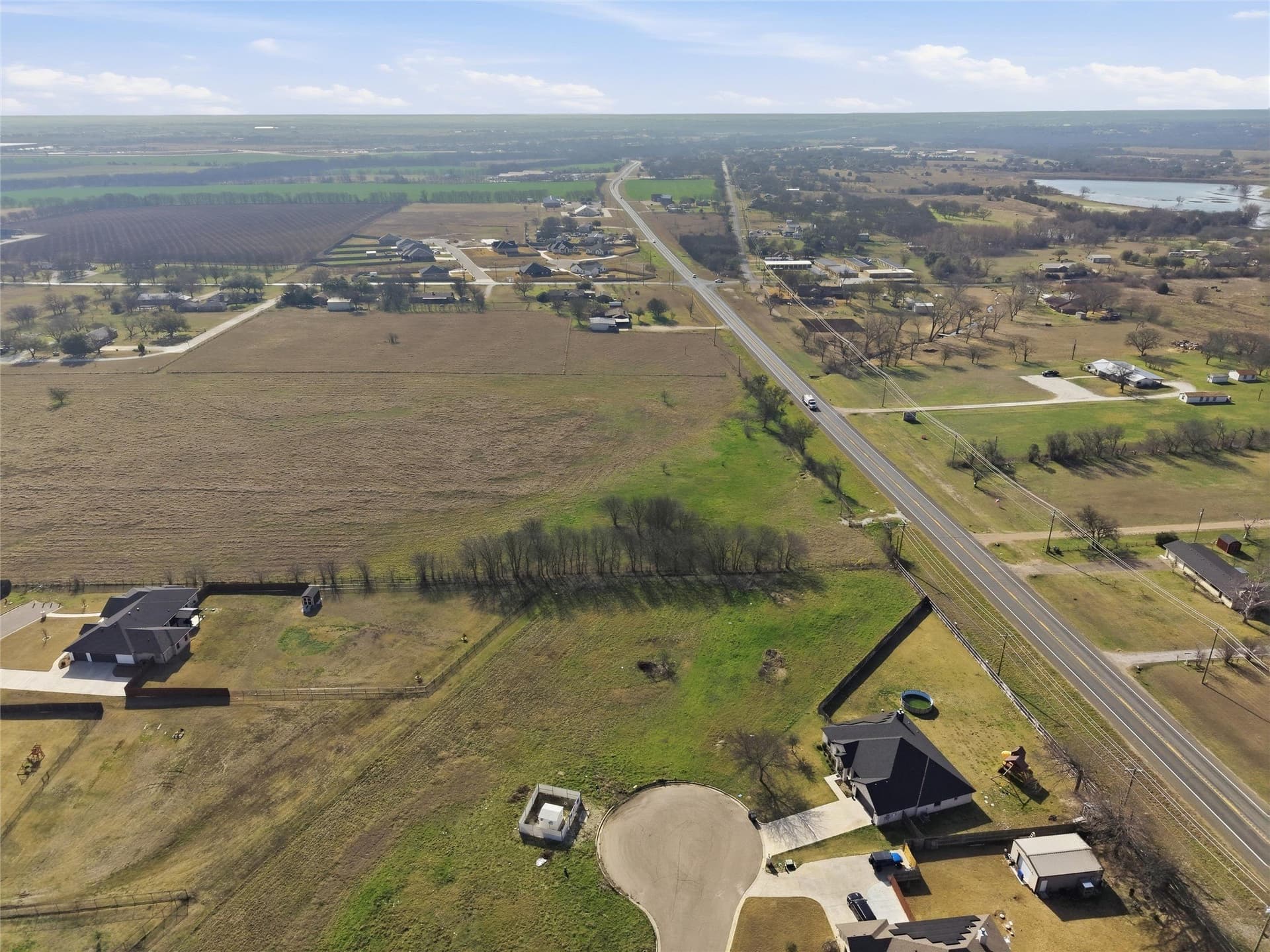 1.31 acres in McLennan County gallery image 3