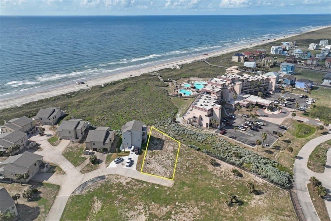 0.62 acres in Nueces County - photo 12