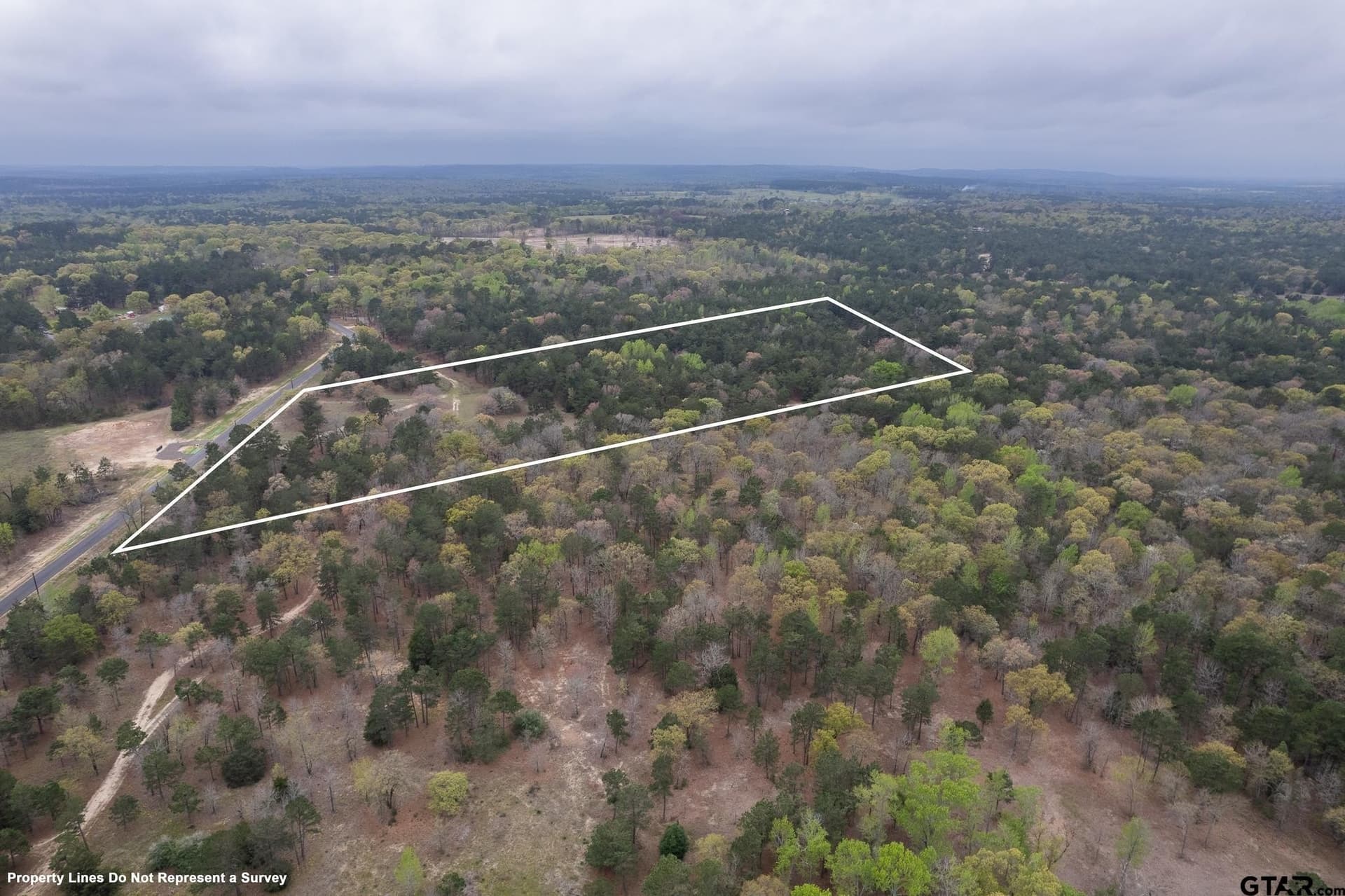 10.32 acres in Henderson County gallery image 2