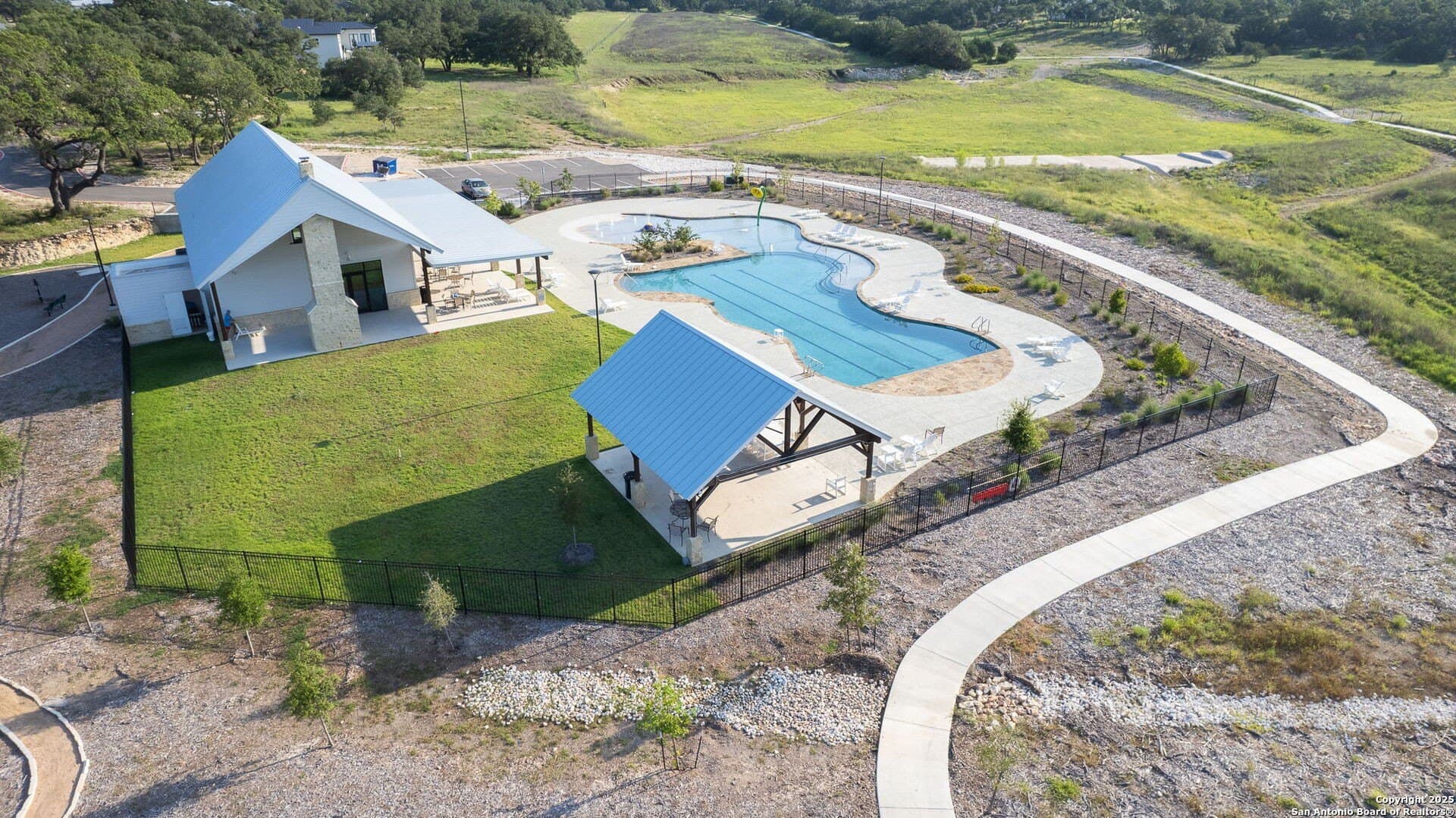 1.13 acres in Comal County - photo 9