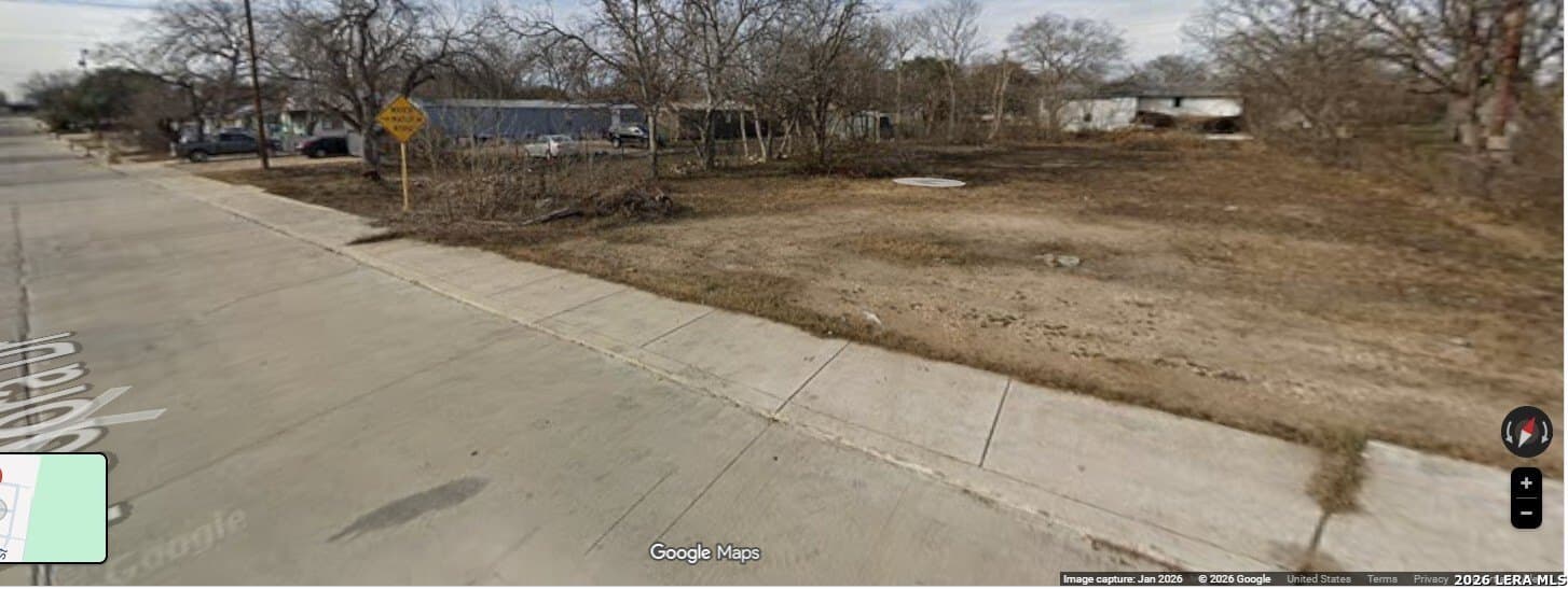 0.22 acres in Bexar County gallery image 3