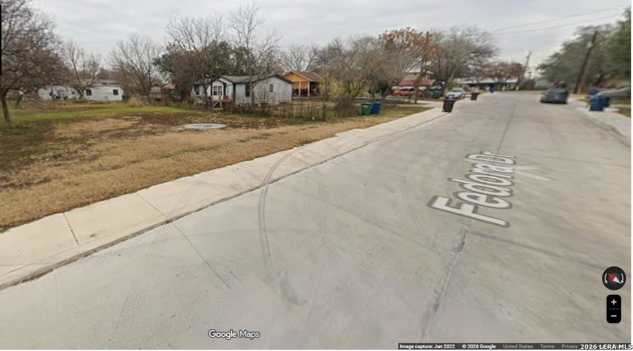 0.22 acres in Bexar County gallery image 2