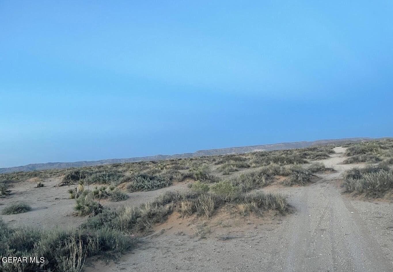 0.83 acres in El Paso County gallery image 4