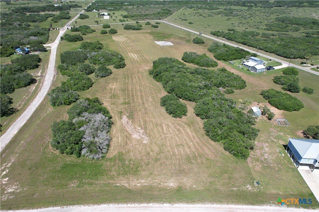 1.29 acres in Calhoun County gallery image 3