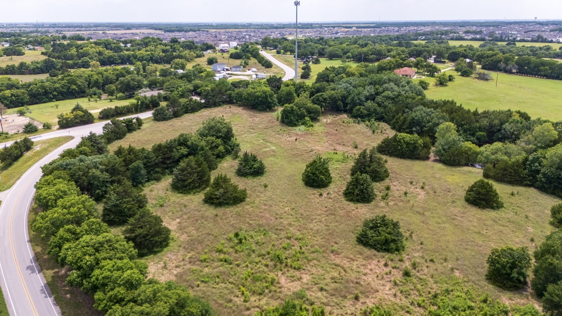 9.11 acres in Collin County gallery image 3