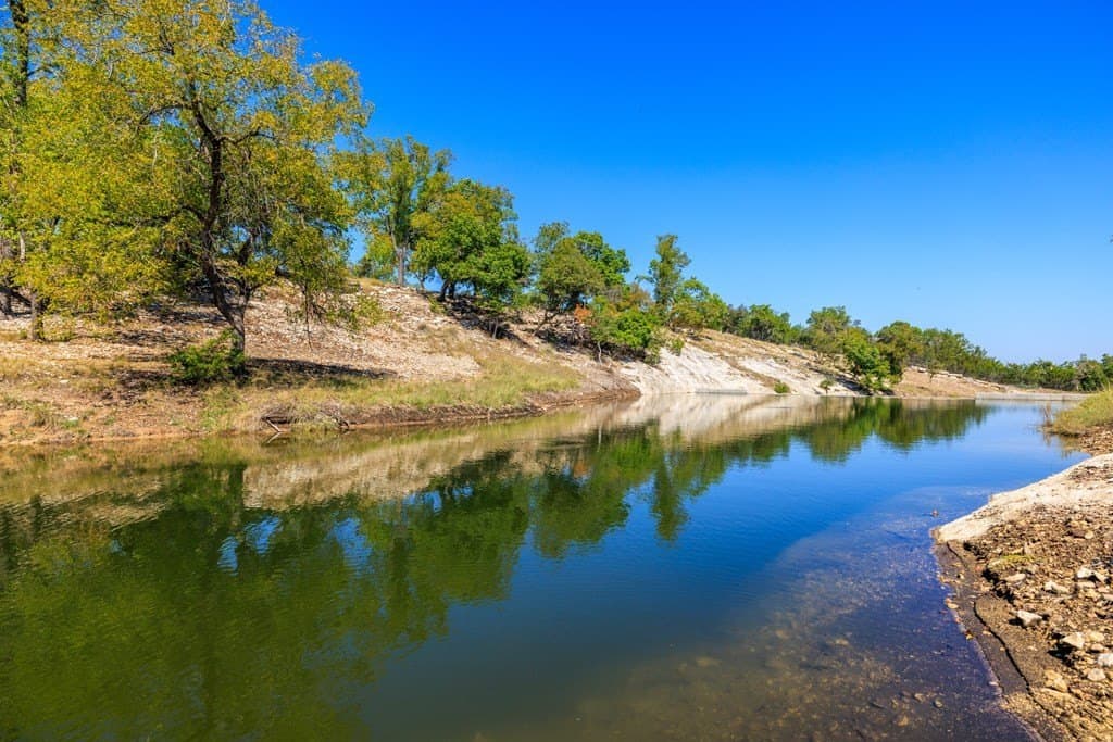 137.99 acres in Gillespie County - photo 16