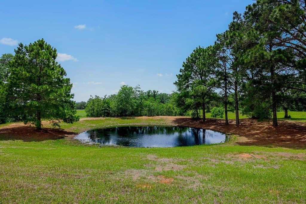 25 acres in Fayette County