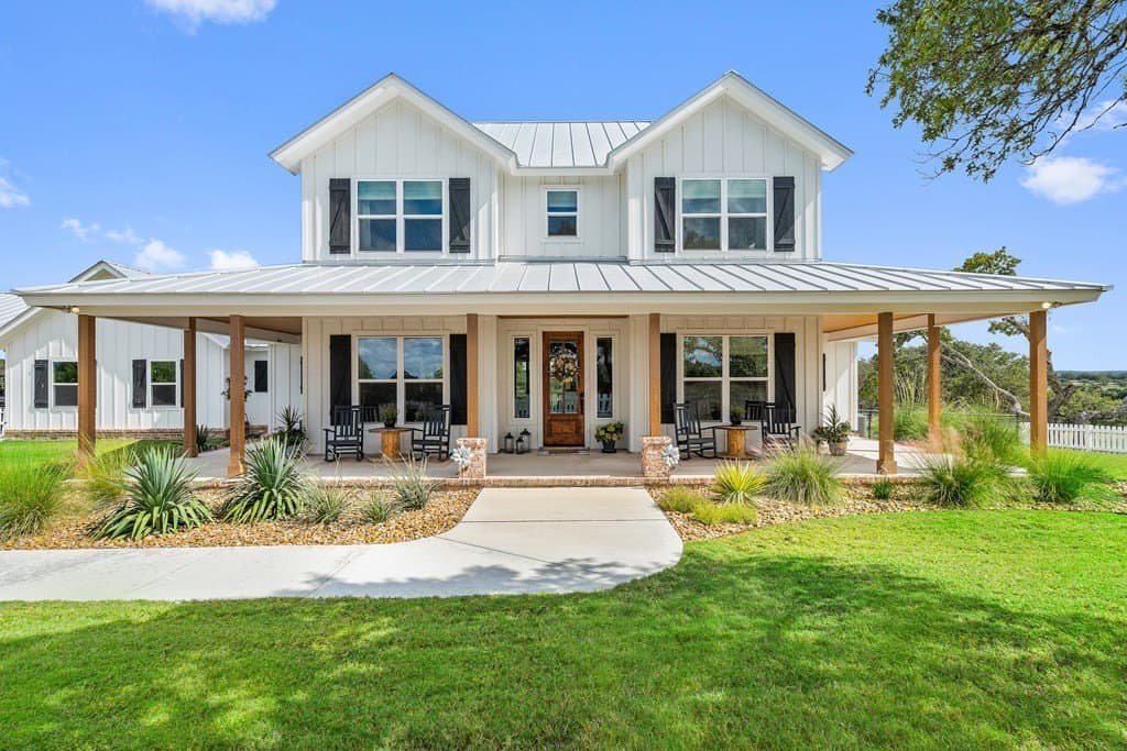 61 acres in Blanco County gallery image 4