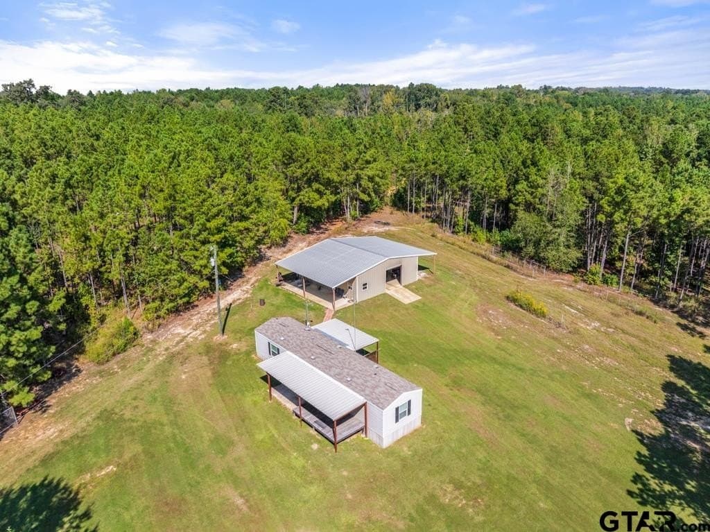 110.91 acres in Smith County - photo 9