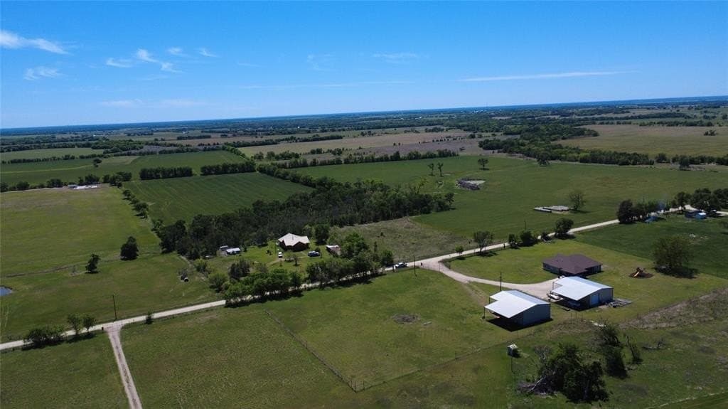 1.9 acres in Falls County gallery image 4