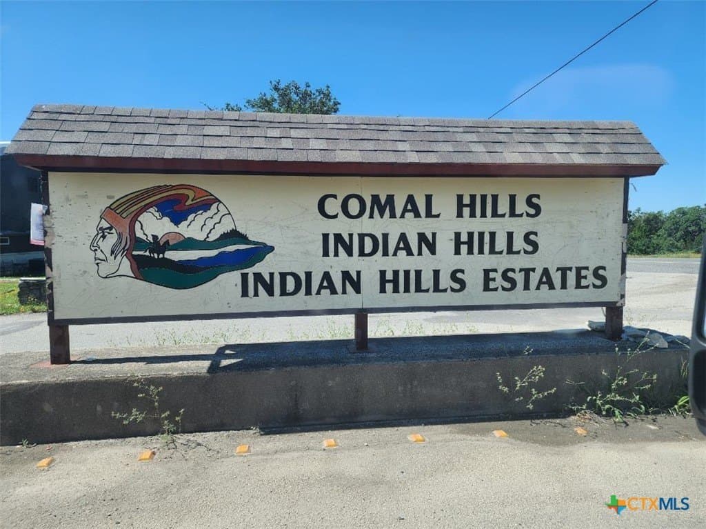 0.25 acres in Comal County - photo 16