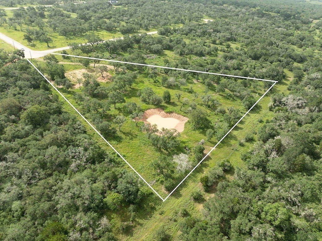 5 acres in Colorado County - photo 5