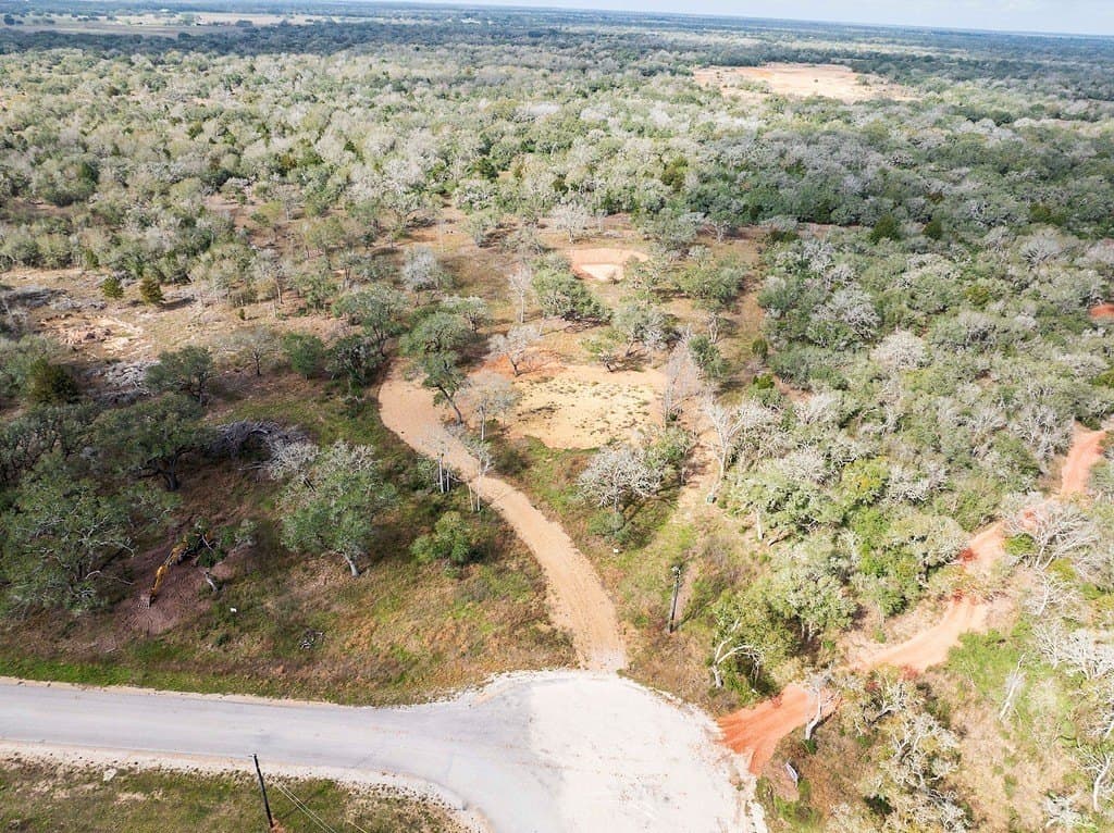 5 acres in Colorado County gallery image 3