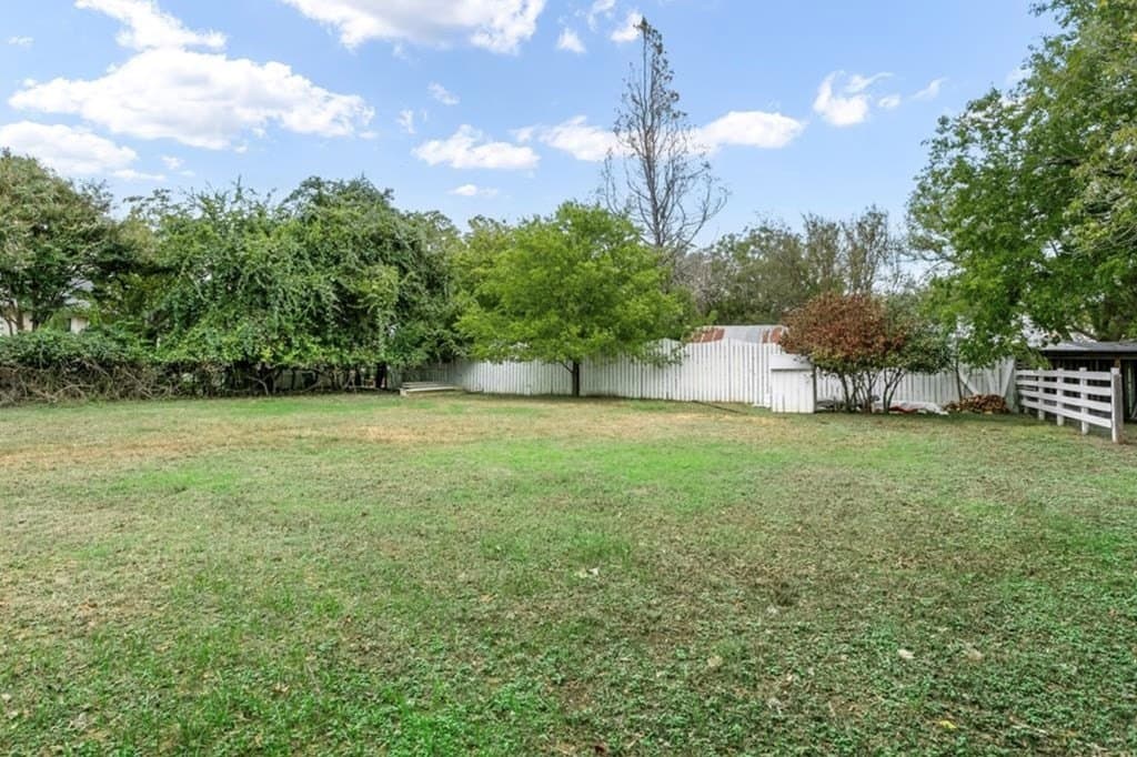 0.18 acres in Gillespie County gallery image 3